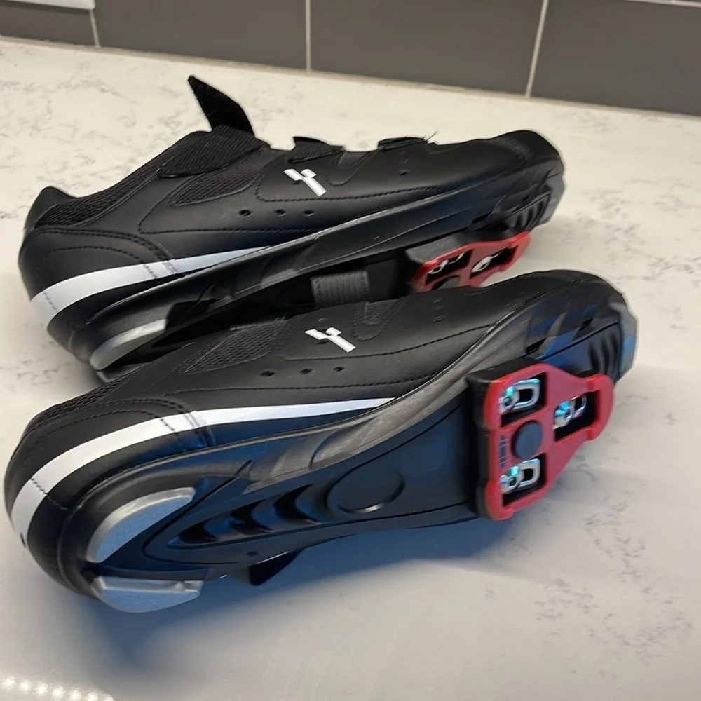 Cyclingdeal riding shoes